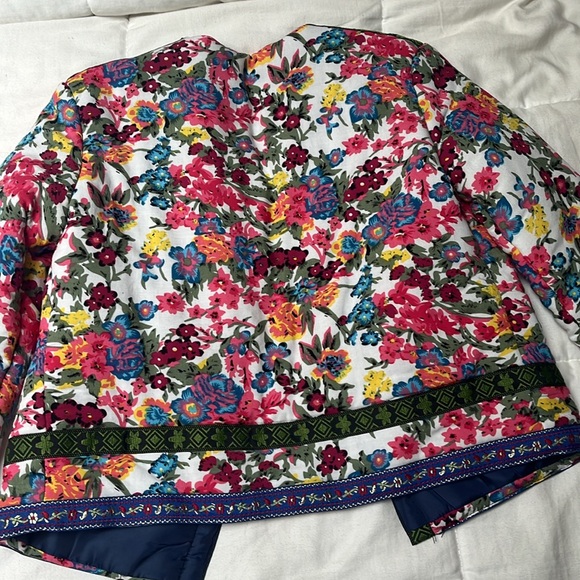‘Renata' Floral Embroidered Open Front Blazer - Picture 6 of 12